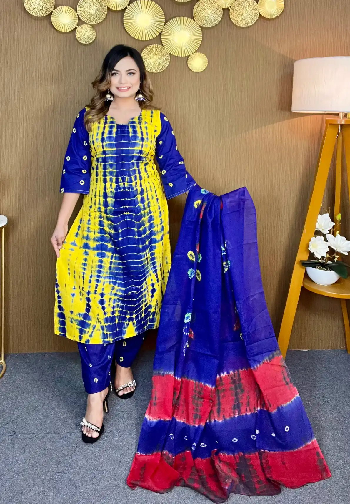 আনস্টিচ প্রিমিয়াম কটন বাটিক থ্রি-পিস জামা + ওড়না + প্যান্ট (WBD-02)