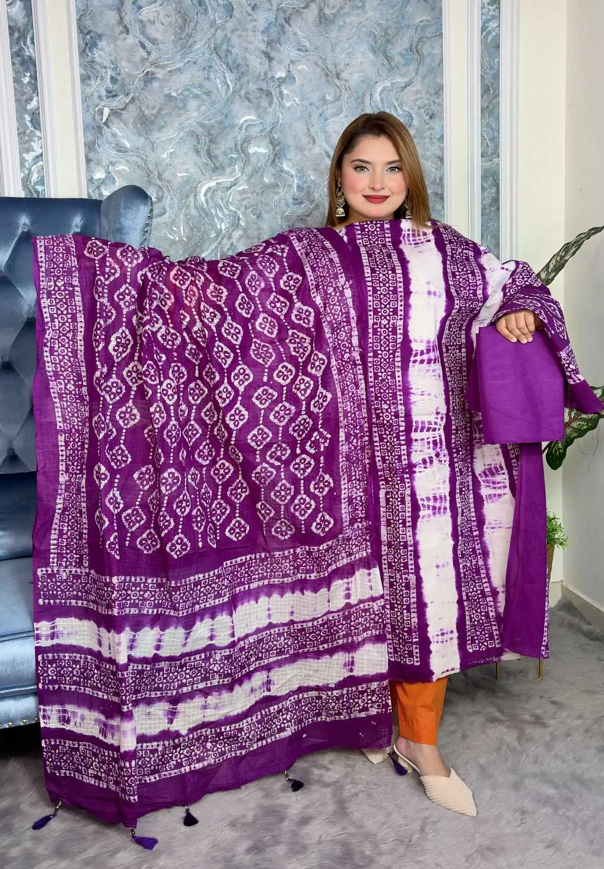 আনস্টিচ প্রিমিয়াম কটন বেক্সি বাটিক থ্রি-পিস জামা + ওড়না + প্যান্ট (BB-4)